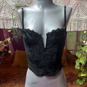 Vintage Witchy Goth black crushed velvet corset bustier top